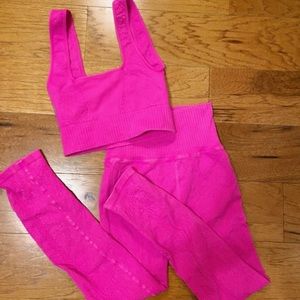 free people matching hot pink set!!